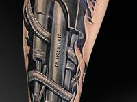 тату биомеханика на предплечье