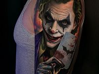 Тату джокер с картой