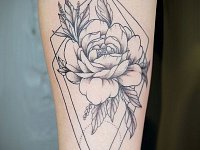 Тату пион графика