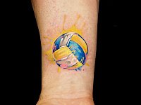 Тату мячик в акварели