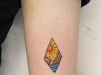 Тату пейзаж в ромбе