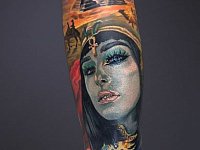 Тату Клеопатра и египетские пирамиды