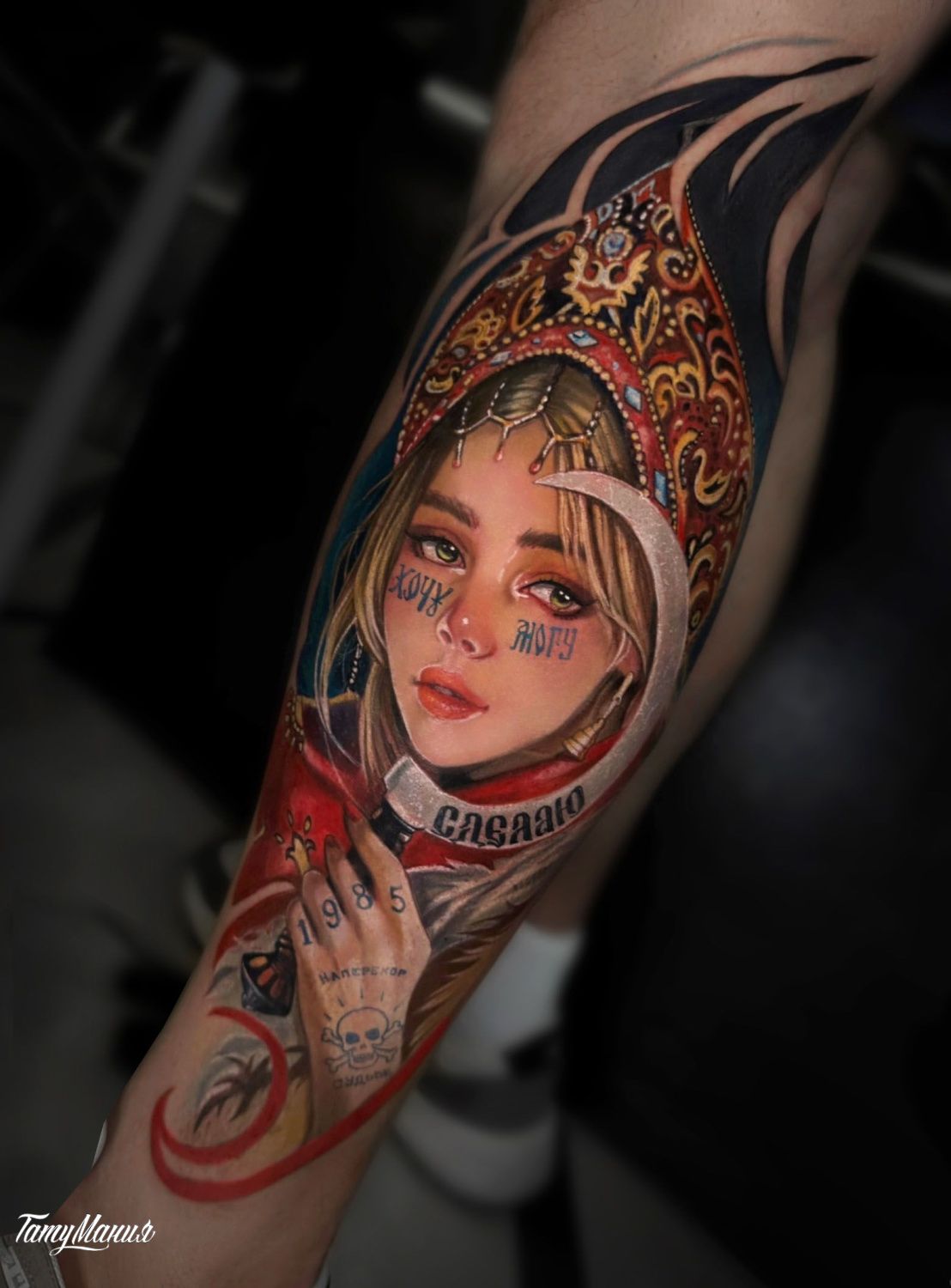 Тату портрет девушки в кокошнике