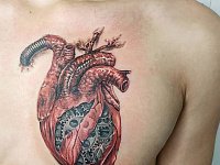 Тату сердце биомеханика