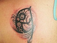 Маленькая татуировка человечек