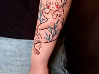 Тату кот аниме на руке