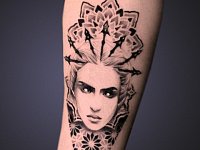 Тату портрет с мандалой