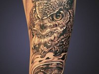 Тату филин и компас