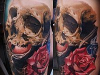 Тату череп с розой