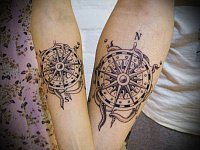 Татуировка компас - роза ветров