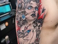 Тату треш полька на руке