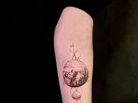 Тату горы геометрия