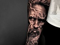 Тату славянский портрет и руны