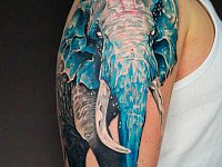 Тату слон акварель