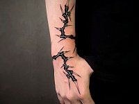 Тату браслет колючая проволока