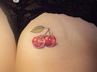 татуировка вишня