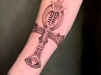 Тату крест Анкх