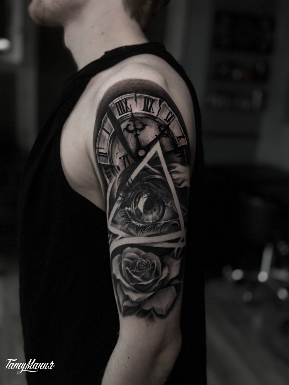 Тату часы,глаз и роза