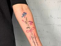 Тату цветы с именами