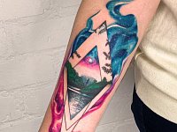 Тату пейзаж с космосом