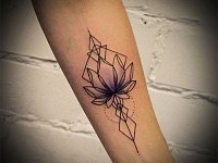 Татуировка лотос графика