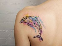 Тату дельфин акварель