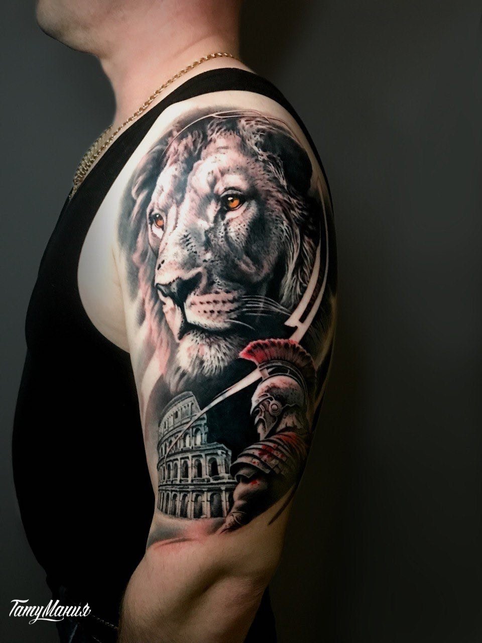 Тату лев и спратанец