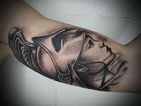 Тату девушка воин