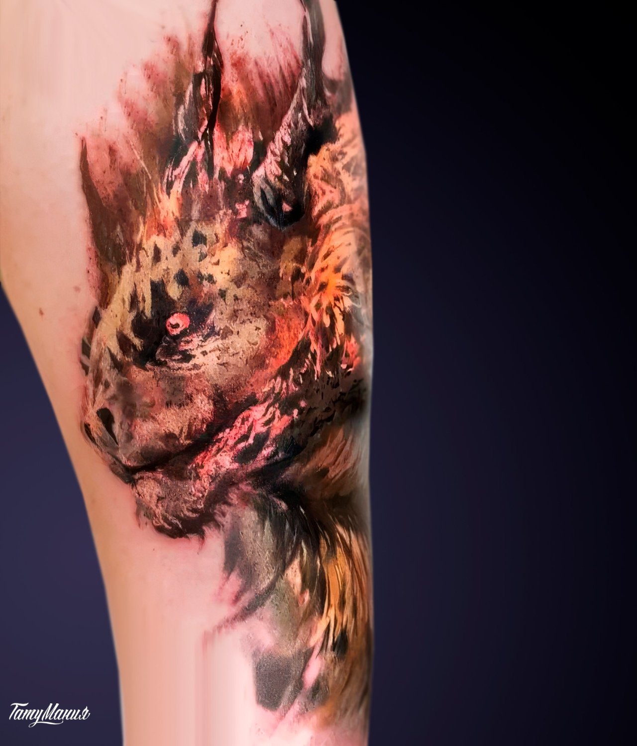 Татуировка дракон на ноге