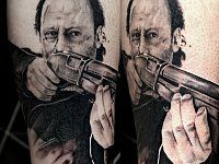 Тату Жан Рено