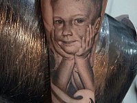 Тату портрет ребенка