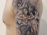 Тату ангелы на плече