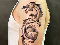 Тату дракон дотворк