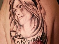 Тату портрет с розами