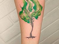 Татуировка дерево акварель