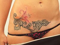 Интимная татуировка узор внизу живота