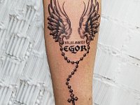 Тату крест и крылья