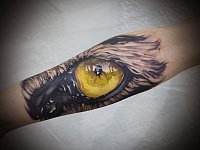 тату глаз на руке