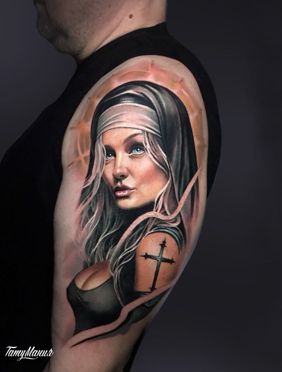 Тату портрет монашки