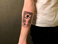 Тату силуэт с окном