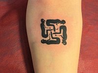 тату знак