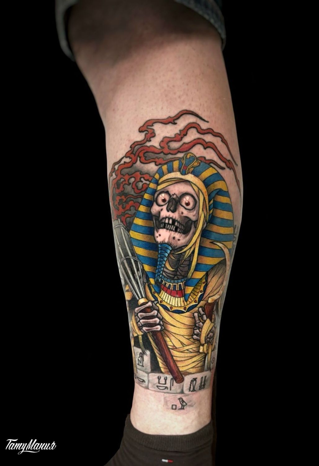 Тату фараон на ноге