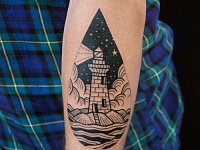 Тату маяк лайнворк
