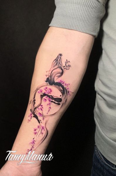 Татуировка дракон и сакура