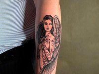 Тату девушка-ангел