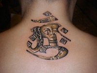 тату со знаком ом