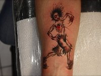 тату человечек с сердцем
