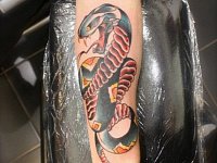 тату змея олдскул