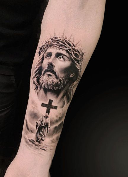 Тату Иисус Христос на руке