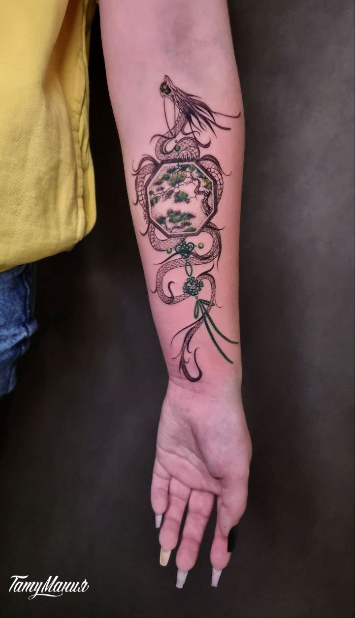 Тату дракон и ловец снов